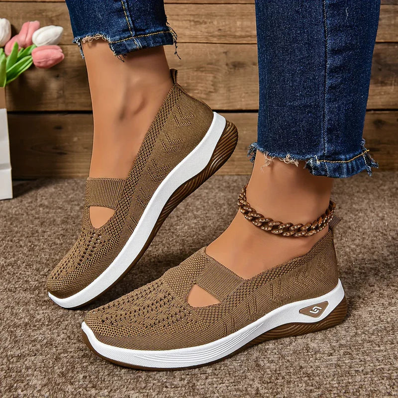 Lunaris™ | Lightweight comfort shoes for everyday walks
