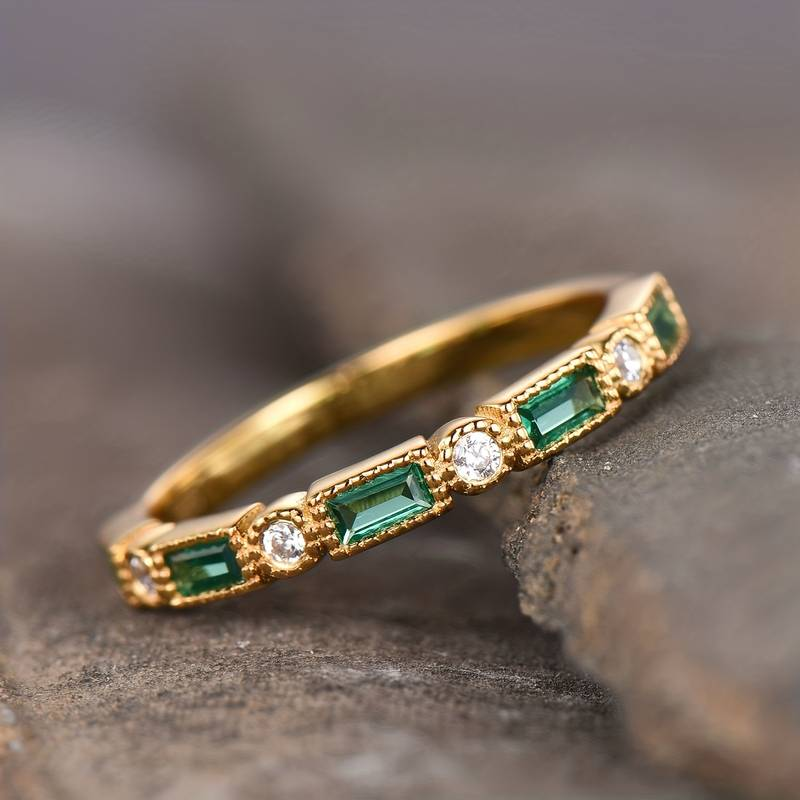 Alex - Gold Ring with Green Zirconia